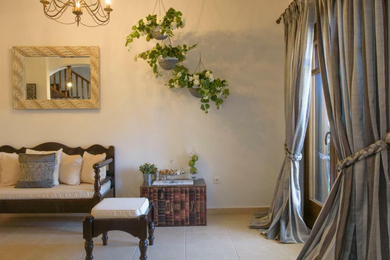 Apart Boutique Giorgos Ammouliani Interior photo