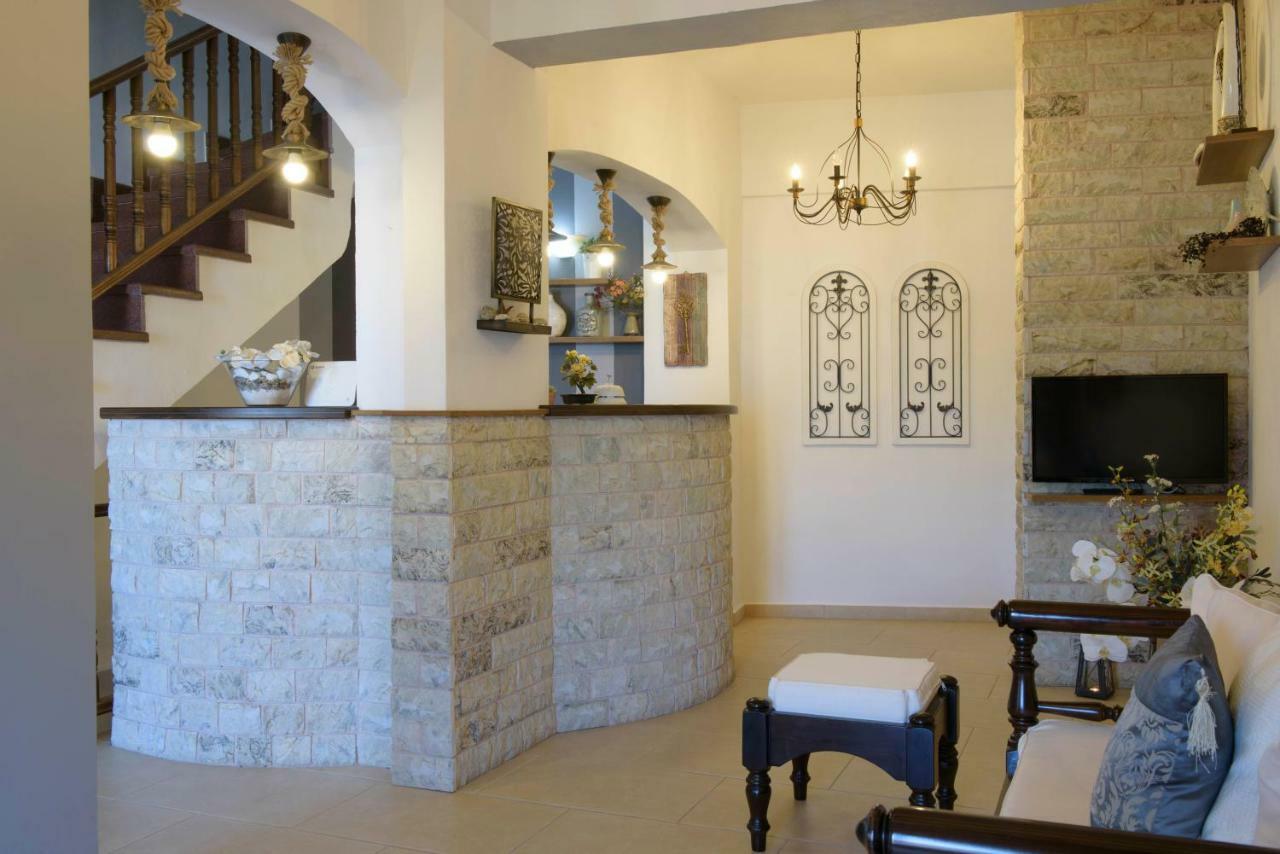 Apart Boutique Giorgos Ammouliani Interior photo